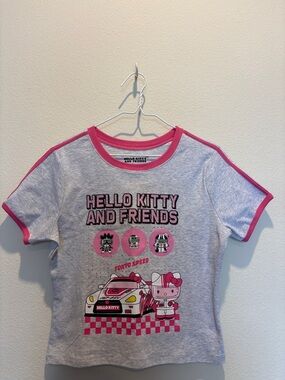 Hello Kitty Pink & Gray Graphic Tee !! Juniors size large